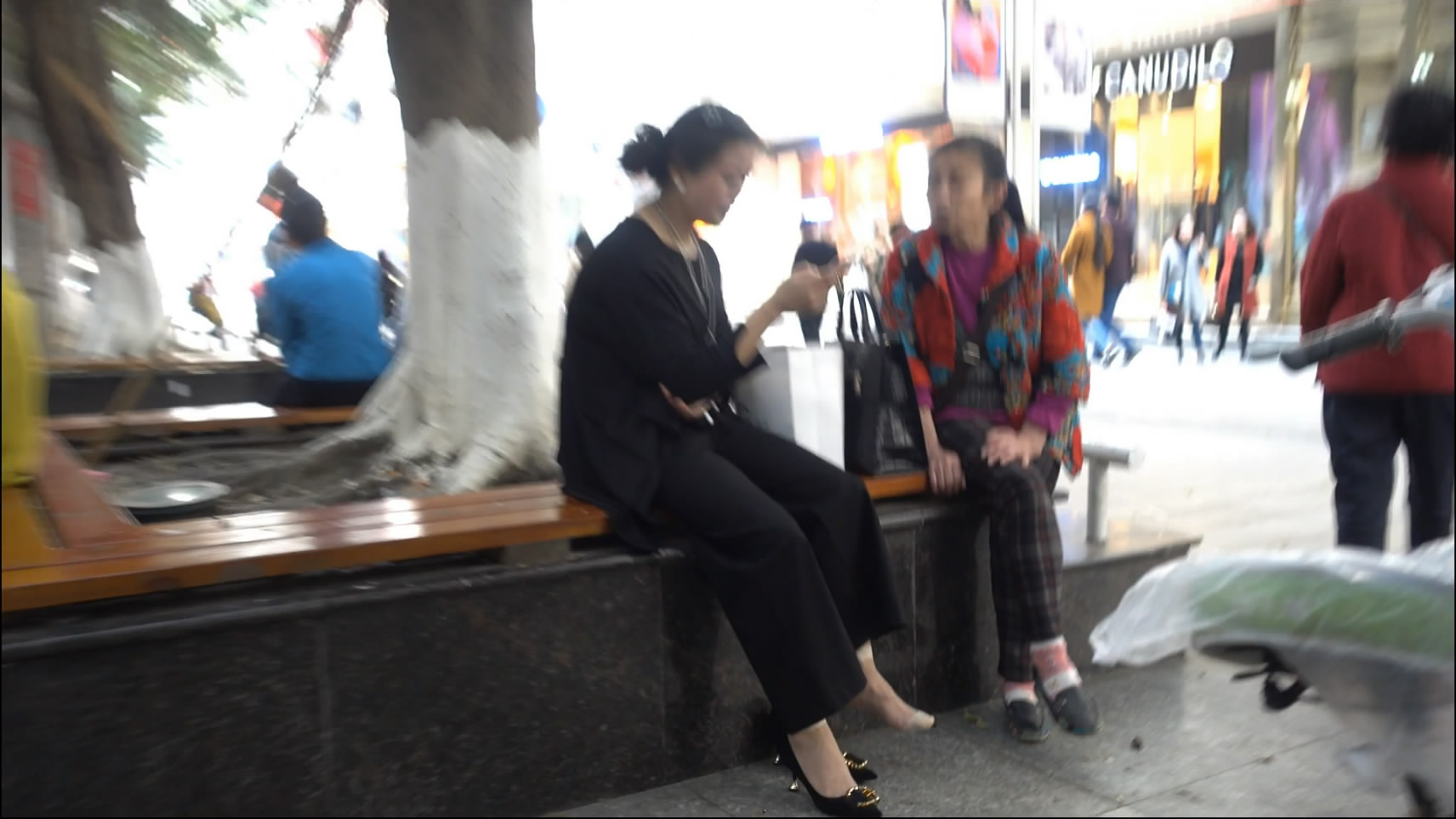 streetsnapnylon[00 02 13][20181208 225213 8]